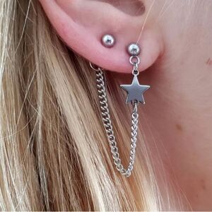 Silver Star Chain Earring A1015